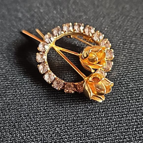 Vintage Gold Flower & Rhinestone Pin Brooch - Picture 8 of 8